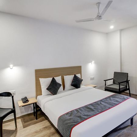 Super Townhouse Rcc Majestic 397 Lb Nagar Hotel ไฮเดอราบัด ภายนอก รูปภาพ